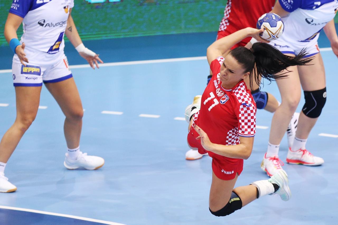 Osijek: Kvalifikacijska utakmica za žensko rukometno EP, Hrvatska - Island
