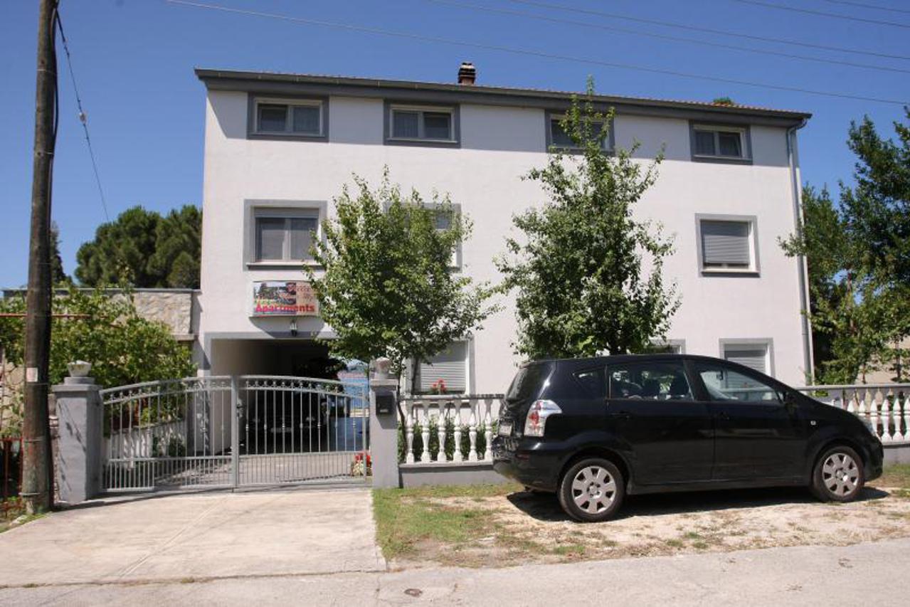 Apartmani u Bibinju gdje se dogodio pokušaj ubojstva (1)