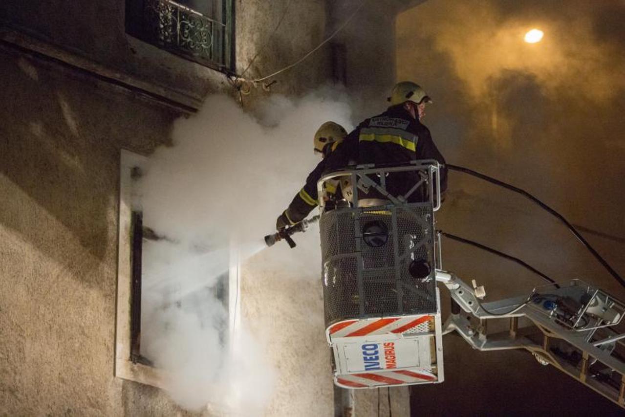 požar u rijeci, vatrogasci