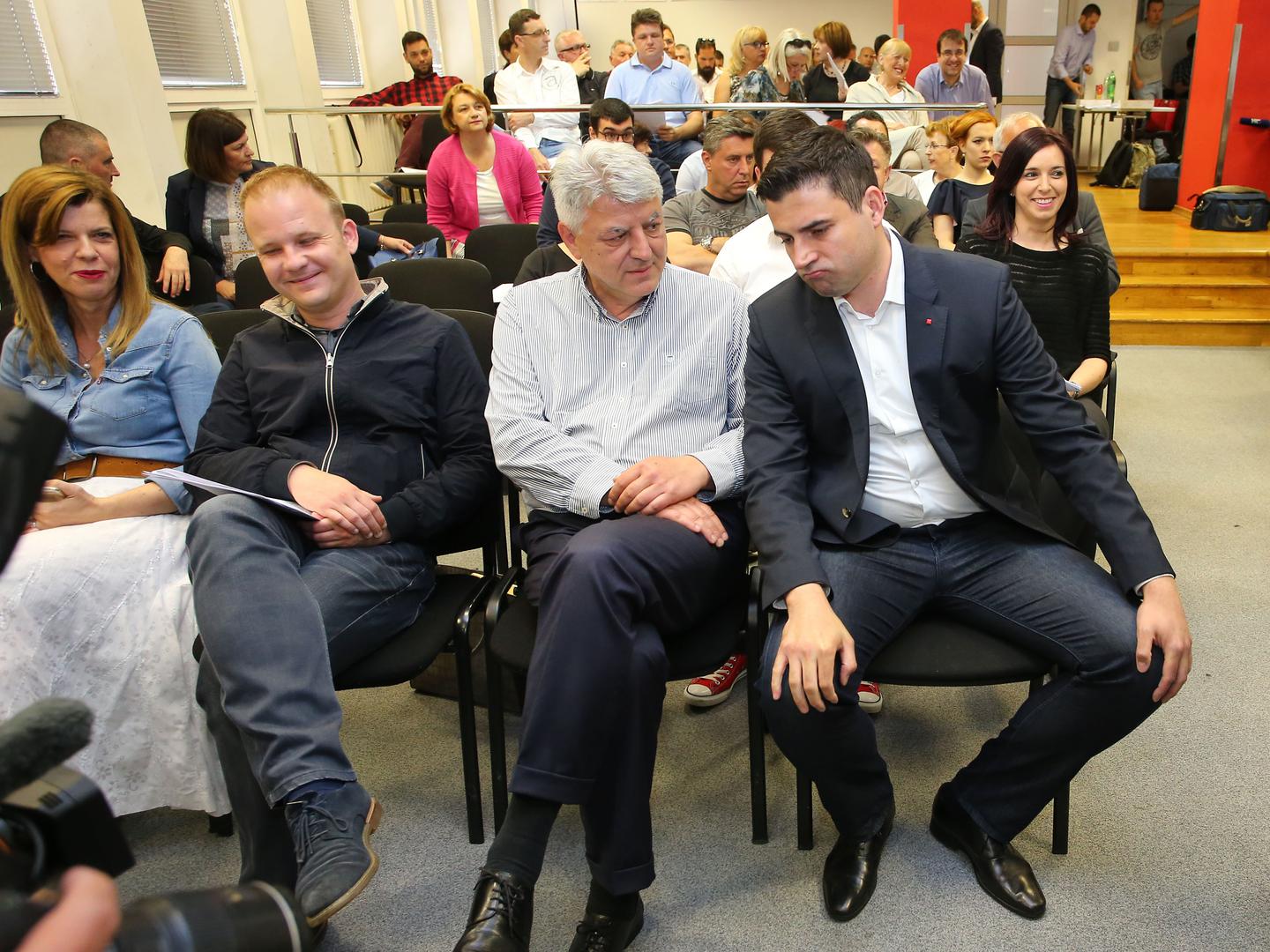 Davor Bernardić, Zlatko Komadina - Uvođenje discipline simptom je slabosti, a ne snage