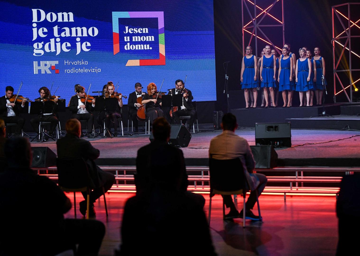 Od polovice siječnja kreću i „Osjećaji“, novi serijal nenadmašnog Roberta Knjaza, koji će nas bez sumnje opet oduševljavati sve do konca veljače