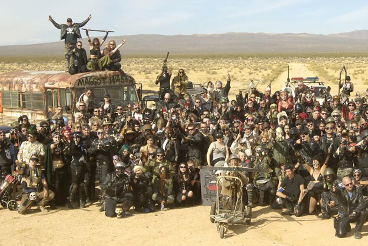 Mad Max u pustinji Mojave (1)