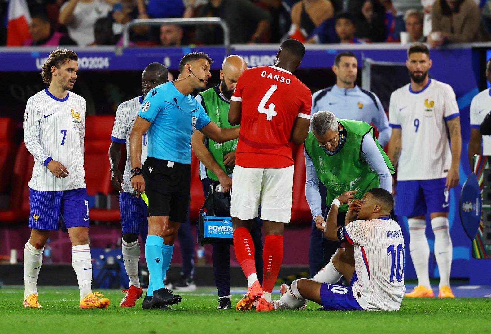 Pogodak vrijedan tri boda bio je autogol Maximiliana Woebera u 38. minuti, nakon centaršuta Kyliana Mbappea.