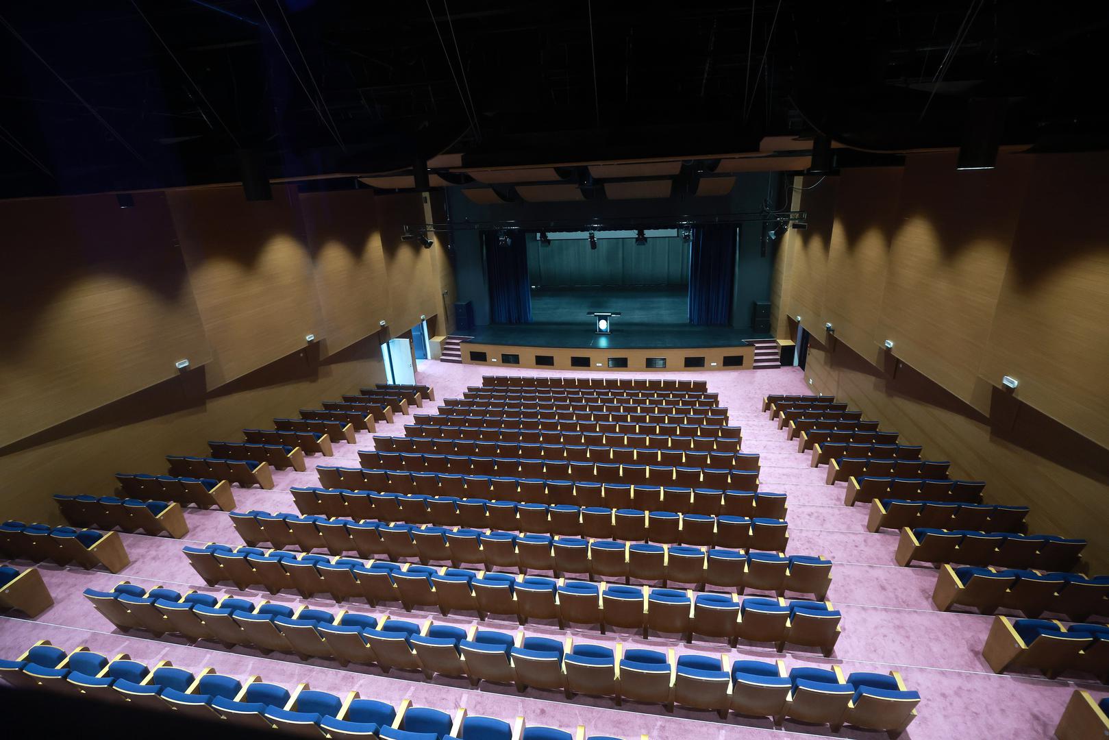 Hrvatski sabor preselit će se u Hrvatsko vojno učilište Dr. Franjo Tuđman na zagrebačkom Črnomercu, objavio je danas Gordan Jandroković, nakon što je najavljena obnova zgrade na Markovu trgu.