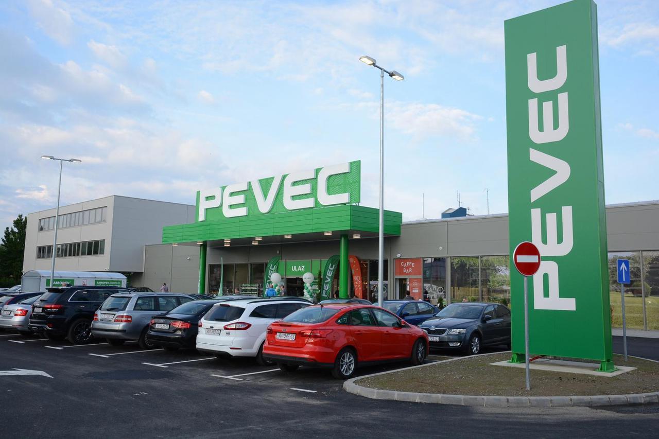 Pevec