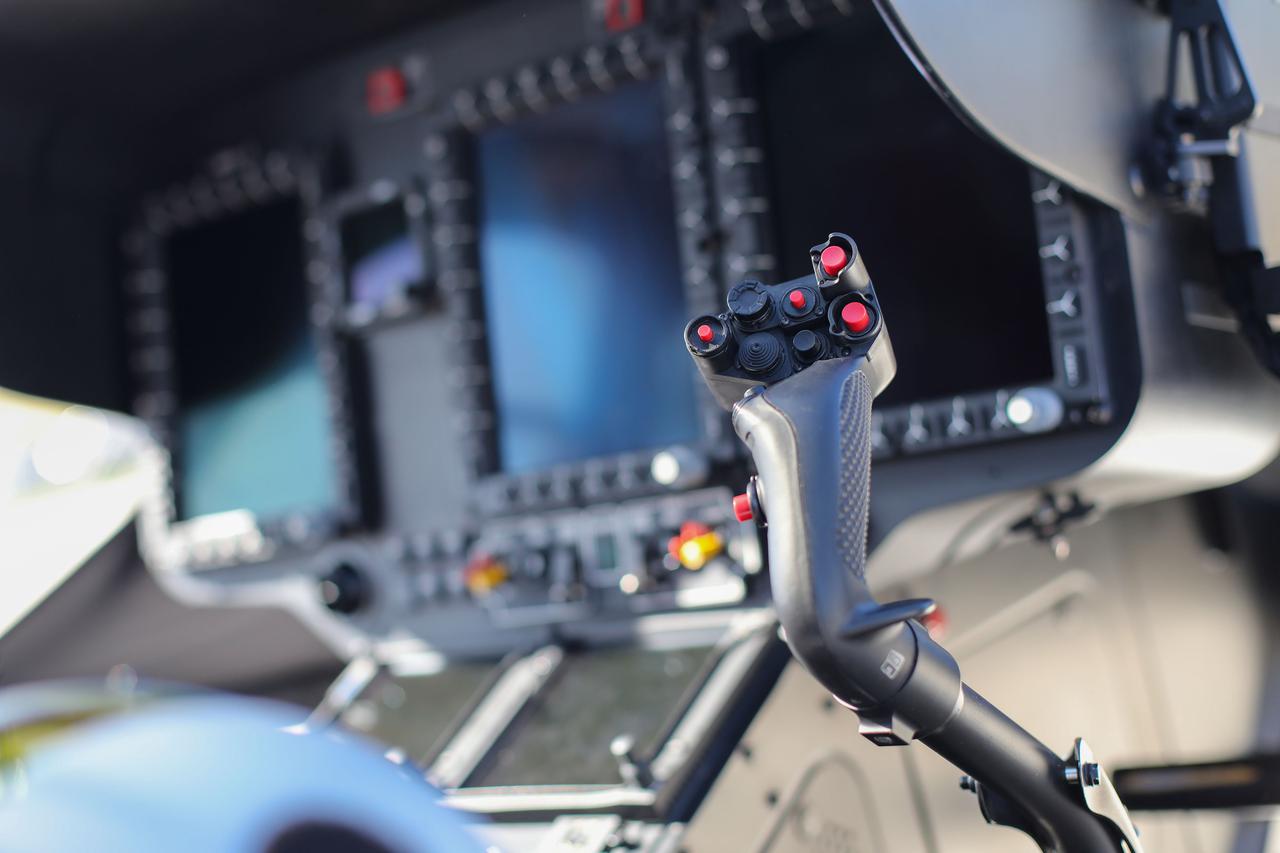 Zagreb: Helikopter Hitne medicinske službe u RH nakon probnog leta sletio na helidrom KB Dubrava