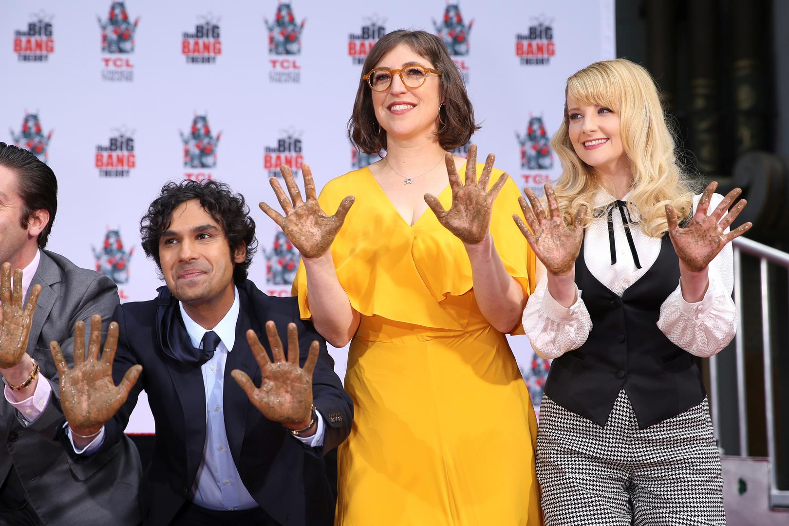 U devetoj sezoni je jednu od epizoda gledalo rekordnih 20 milijuna gledatelja, a serija je ukupno dobila 10 prestižnih nagrada Emmy. 