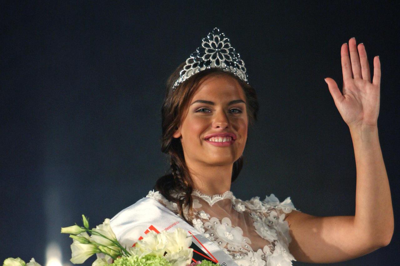 Zagreb: Pobjednica ovogodišnjeg natjecanja Miss Hrvatske je Lana Gržetić