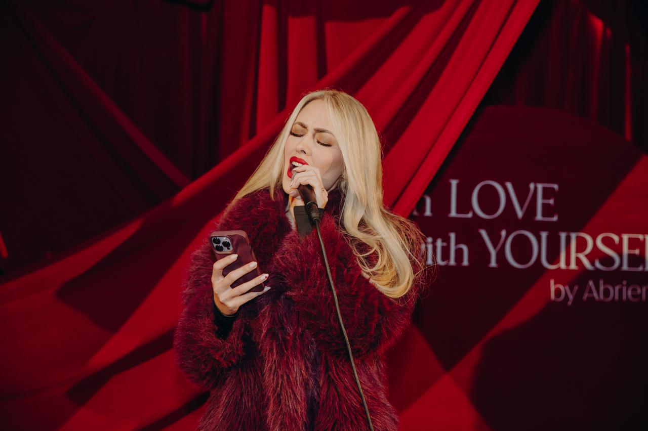 Split: Irena Pecotić na premijeri predstave Dubravka Mihanovića "Žaba"