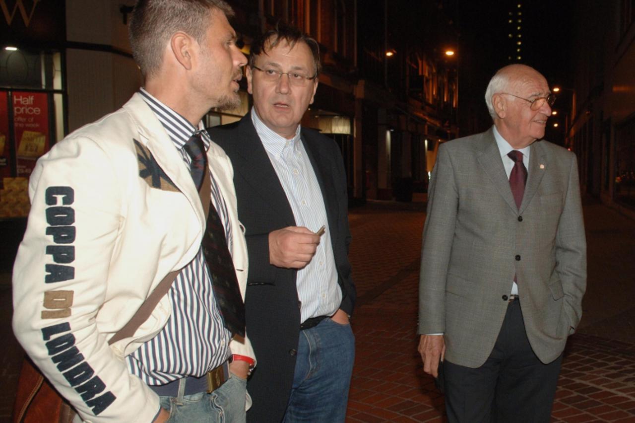 'sport.....cardiff....16.04.2007. cardiff - odluka o kandidaturi eura hrvatska madjarska 2012/ boban, miksa, markovic, vrdoljak foto: marko lukunic'