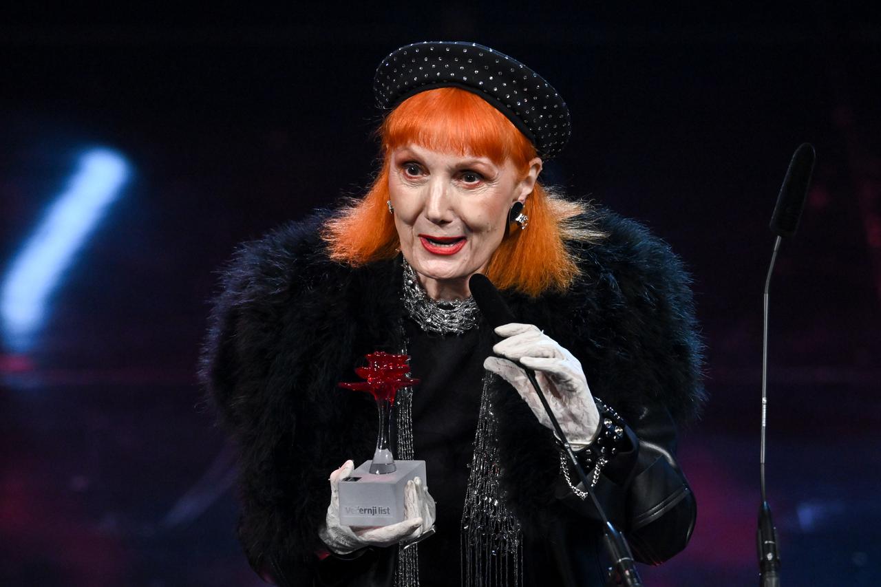 Zagreb: Ceremonija dodjele medijske nagrade "Večernjakova ruža" u Hrvatskom narodnom kazalištu