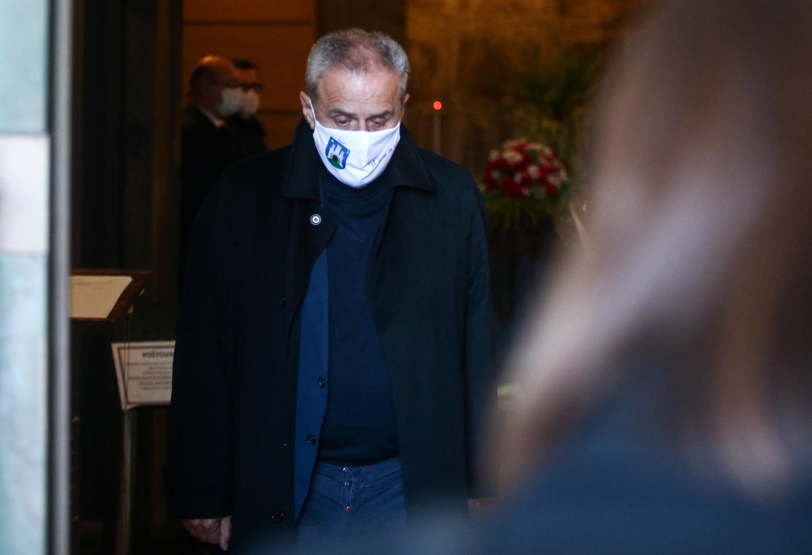 Na ispraćaju je bio i zagrebački gradonačelnik MIlan Bandić.