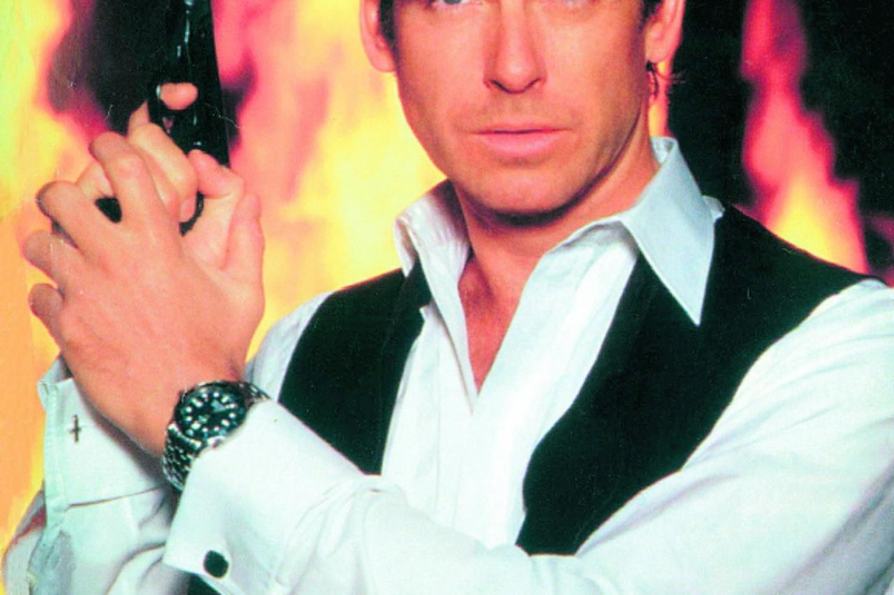 James Bond (1)