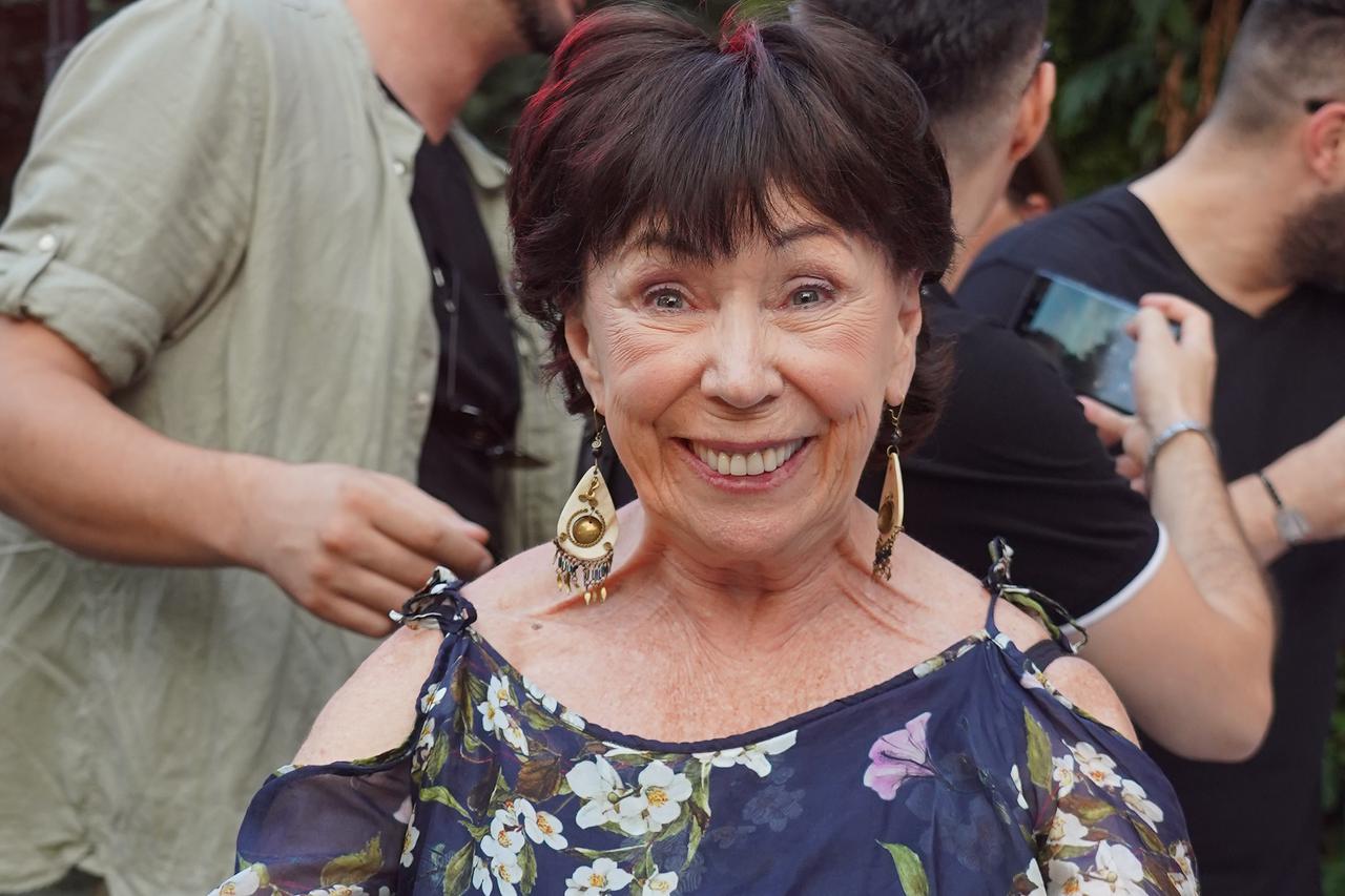 Beograd: Posljednji dan snimanja serije "Tri muškarca i tetka"