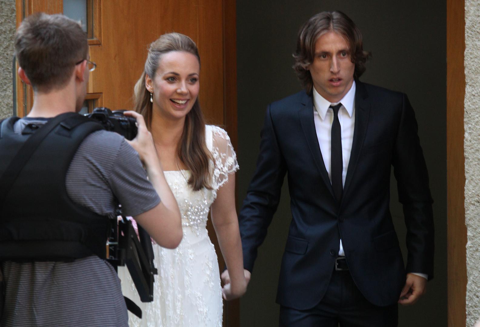  Prvo je bilo kod matičara u svibnju 2010. godine, samo mjesec dana prije nego im se rodio sin Ivano, a drugo crkveno vjenčanje se održalo godinu dana kasnije na današnji da