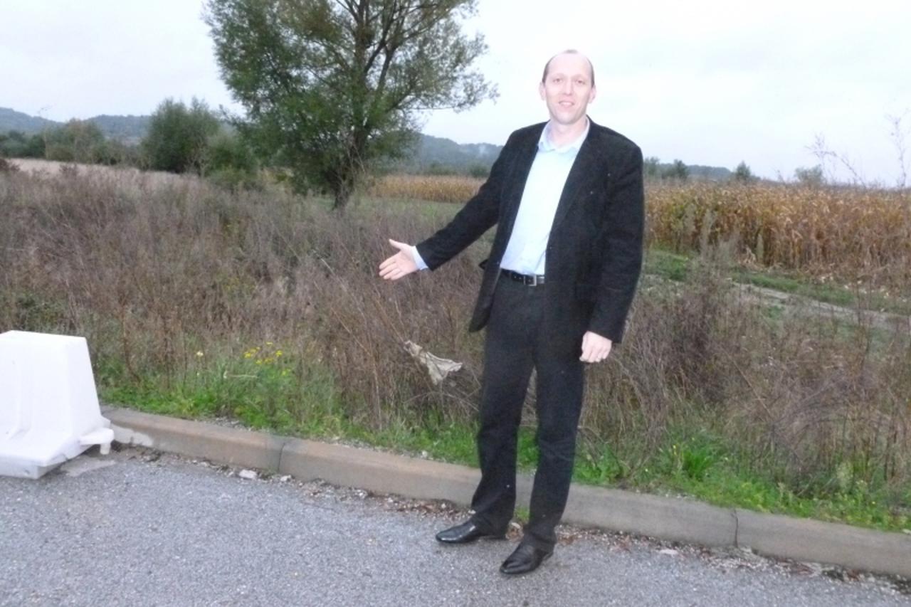 'petrovecki_siv_zag_011013'