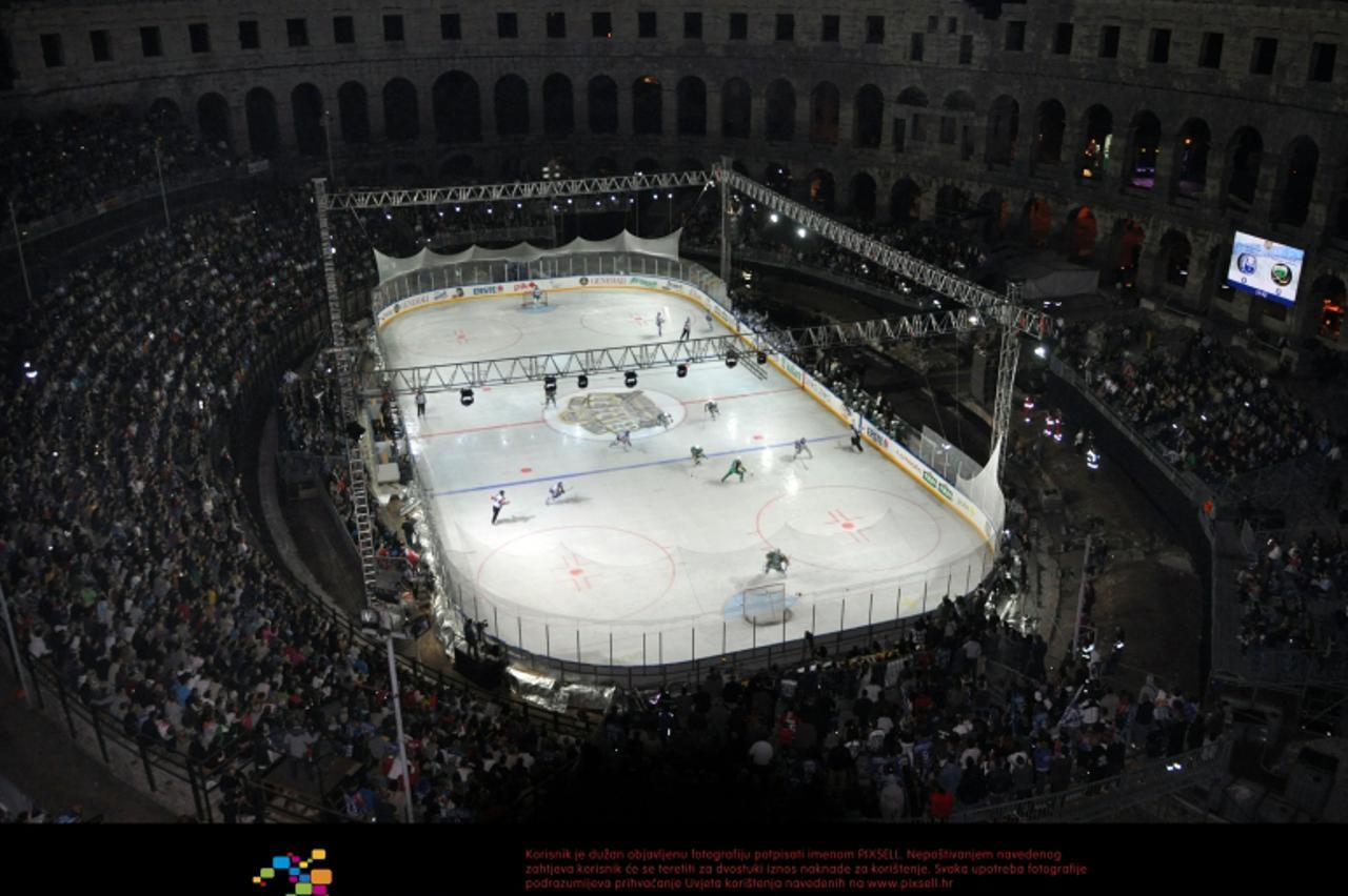 '14.09.2012.,Arena, Pula - EBEL liga, Arena Ice Fever, KHL Medvescak Zagreb - HDDT Olimpija Ljubljana.  Photo: Dusko Marusic/PIXSELL'