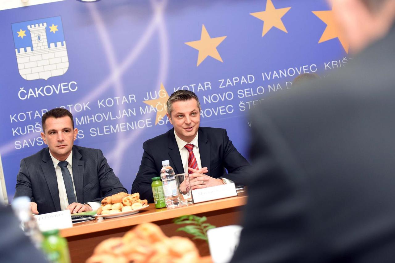 Posavec je na izborima podržao HNS-ovku Ljerku Cividini koja je pobijedila Kovača, što je bilo veliko iznenađenje jer je Čakovec do svibnja bio neosvojiva SDPova utvrda