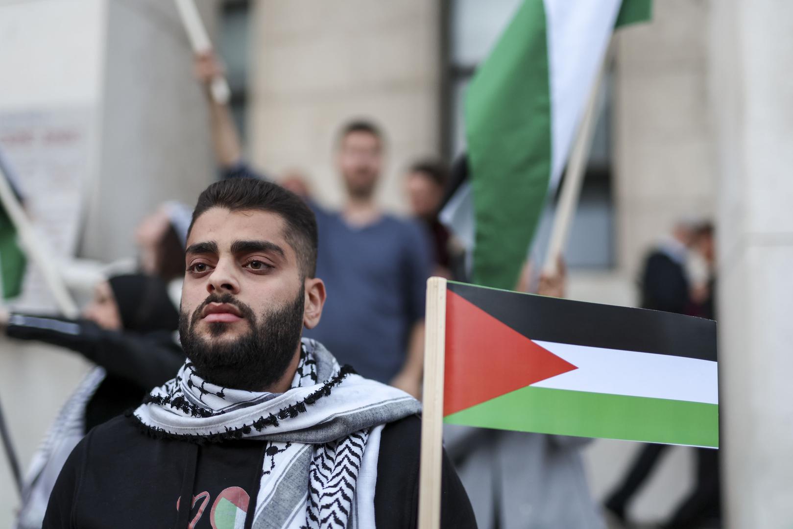 25.10.2023., Zagreb - Prosvjed Solidarno s Palestinom na Trgu zrtava fasizma. Ovaj prosvjed je dio globalnog odgovora na situaciju u kojoj se Gaza nemilosrdno bombardira svakoga dana, u kojoj nevjerojatan broj ljudi gubi svoje zivote. Photo: Igor Kralj/PIXSELL