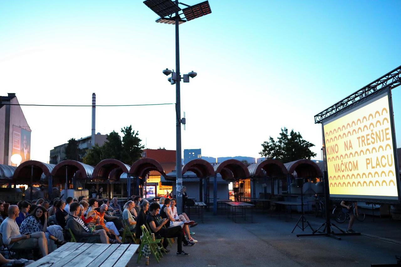 Zagreb: Trešnjevačka tržnica pretvorena je u besplatno ljetno kino