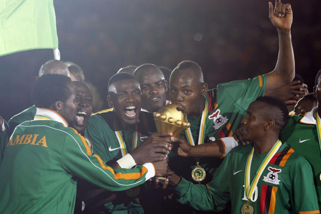 'Zambia\'s national soccer team celebrate after winning the 2012 African Cup of Nations tournament final against Ivory Coast at the Stade De L\'Amitie Stadium in Gabon\'s capital Libreville, February 