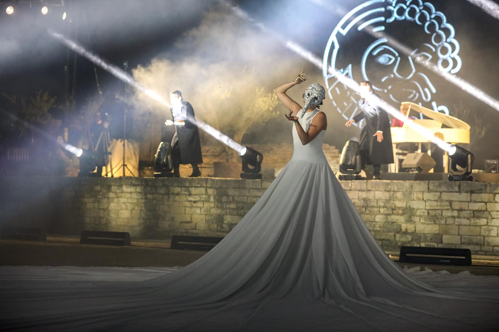 05.05.2023..,Pula -Svečano otvoreno Malo rimsko kazaliste, jedan je to od najvecih projekata u kulturi u posljednjih dvadesetak godina vrijednog vise od tri milijuna eura. Svecanost otvorenja pratio je glazbeno-scenski program u reziji Kresimira Dolencica i Aleksandra Svabica. Riječ je o projektu koji je sufinanciralo Ministarstvo kulture i medija s 1,6 milijuna eura, 1,1 milijuna eura osigurano je kroz fondove Europske unije (SAFU odnosno MRRFEU), dok je ostatak sredstava osigurao Arheoloski muzej Istre. Photo: Srecko Niketic/PIXSELL