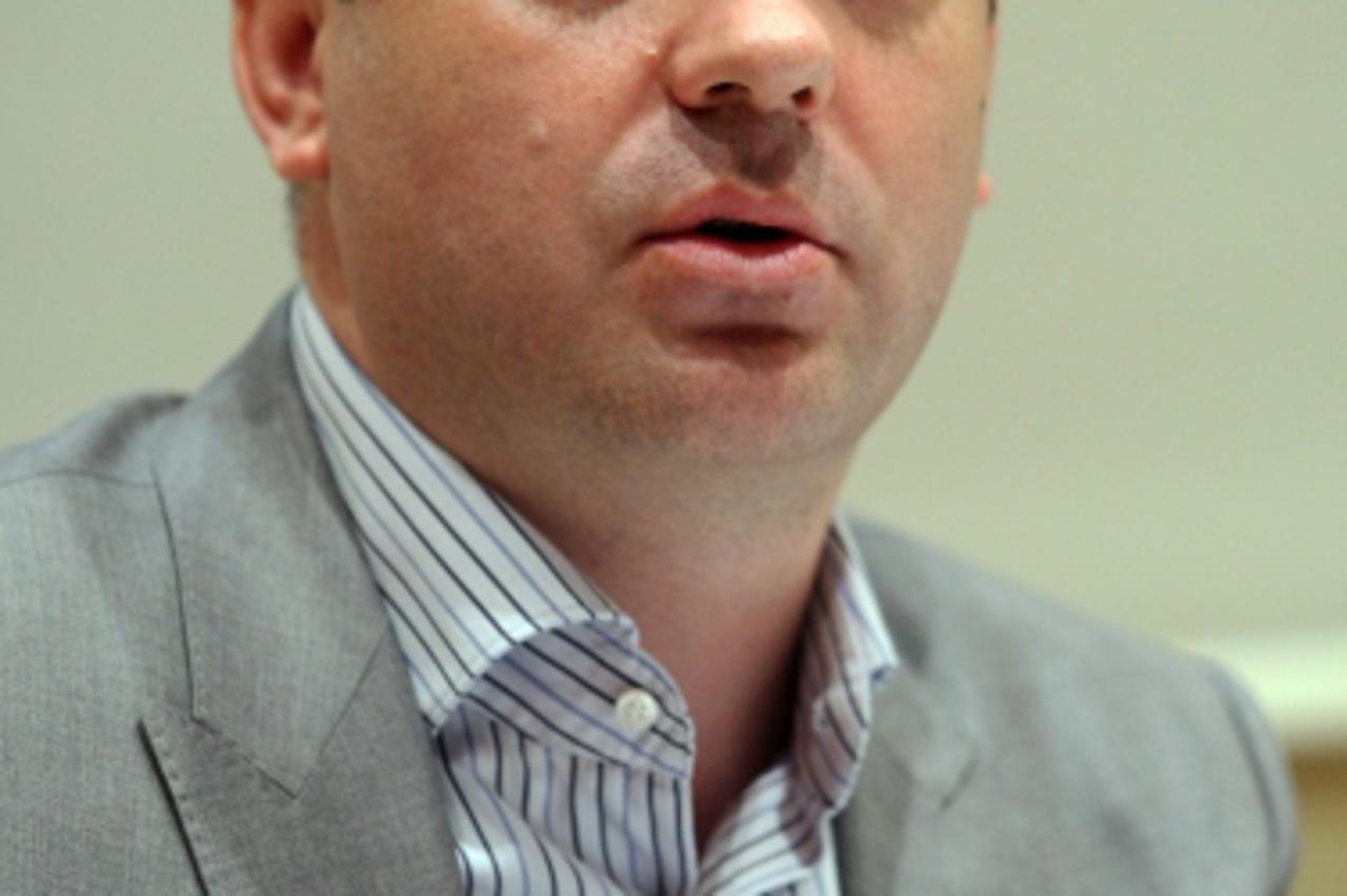 '08.06.2012., Zagreb - Konferencija za novinare varazdinske tvrke T7 VIS u hotelu Esplanada. Celnici te tvrtke, vlasnik Davor Patafta i clanica uprave Jasmina Prokop Tomic upozorili su javnost na mogu