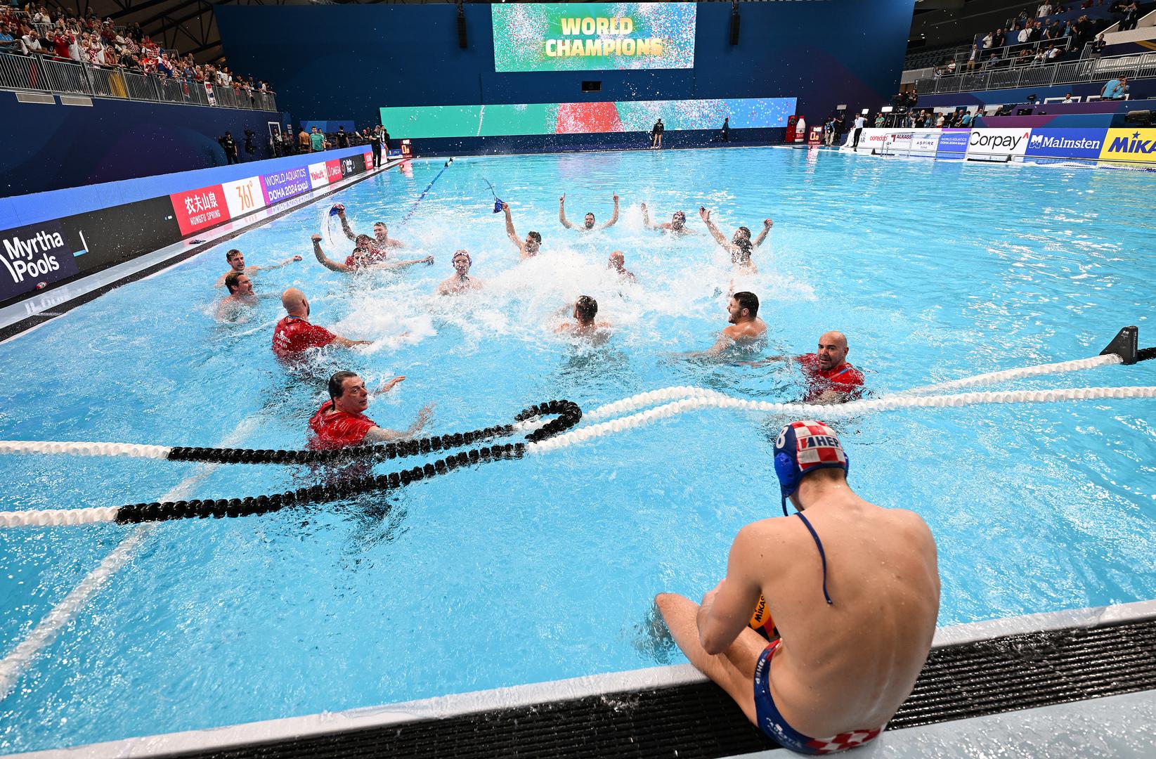 Hrvatska je tako do naslova u Dohi stigla na najdramatičniji način, u polufinalu je boljim izvođenjem peteraca svladala Francusku, a onda je na isti način u završnom dvoboju bila bolja i od Italije. 