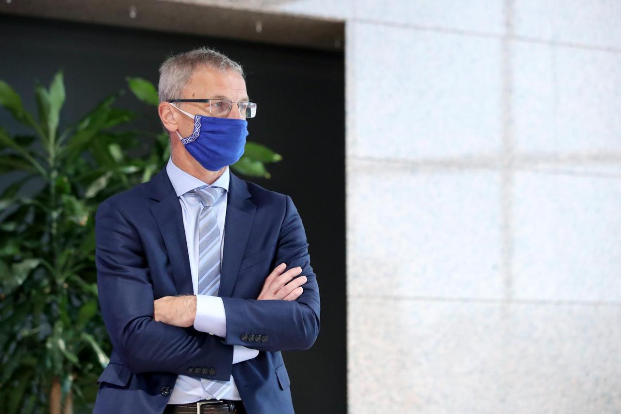 Zagreb: Plenković i Vujčić dali izjave nakon sjednice Nacionalnog vijeća za uvođenje eura
