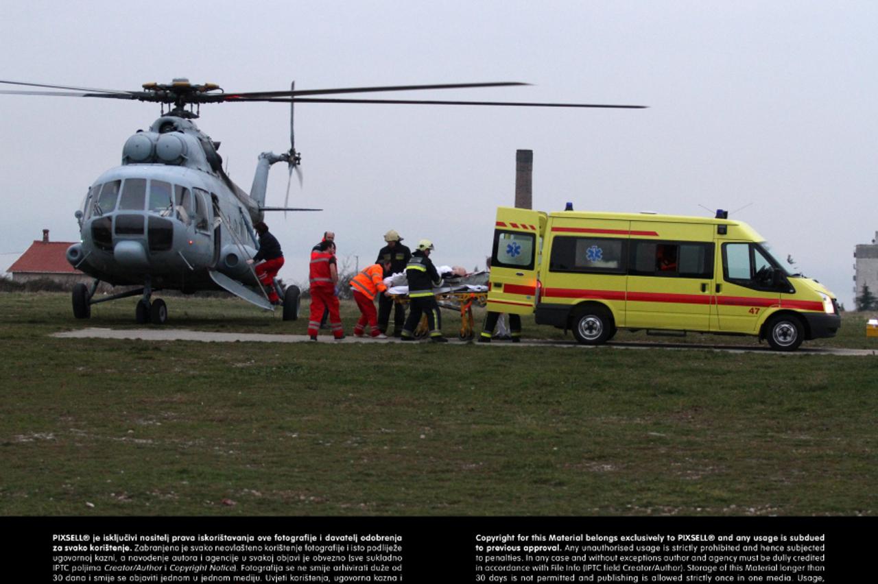 vojni helikopter,helić,hitna pomoć