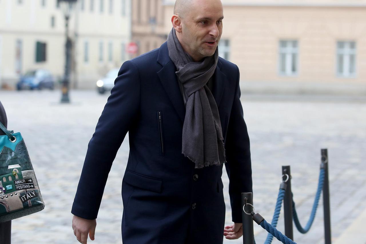 Tomislav Tolušić