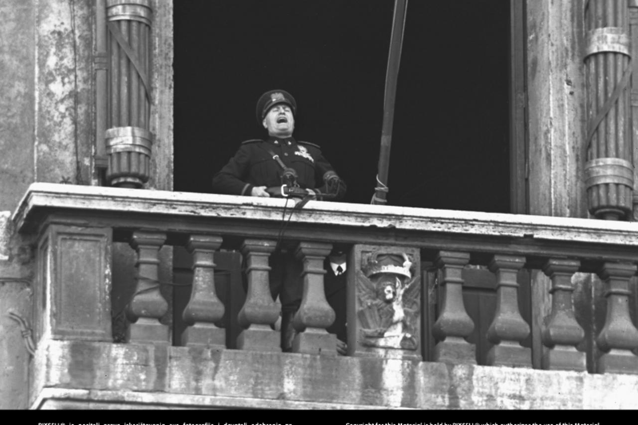 Benito Mussolini (1)