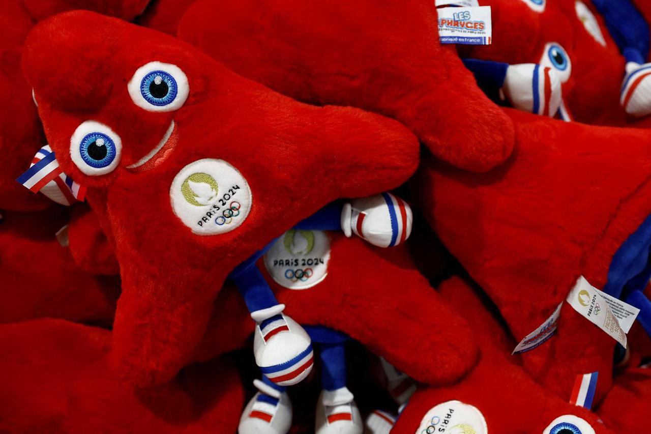 Production of the Paris 2024 Olympics and Paralympics mascot in Brittany