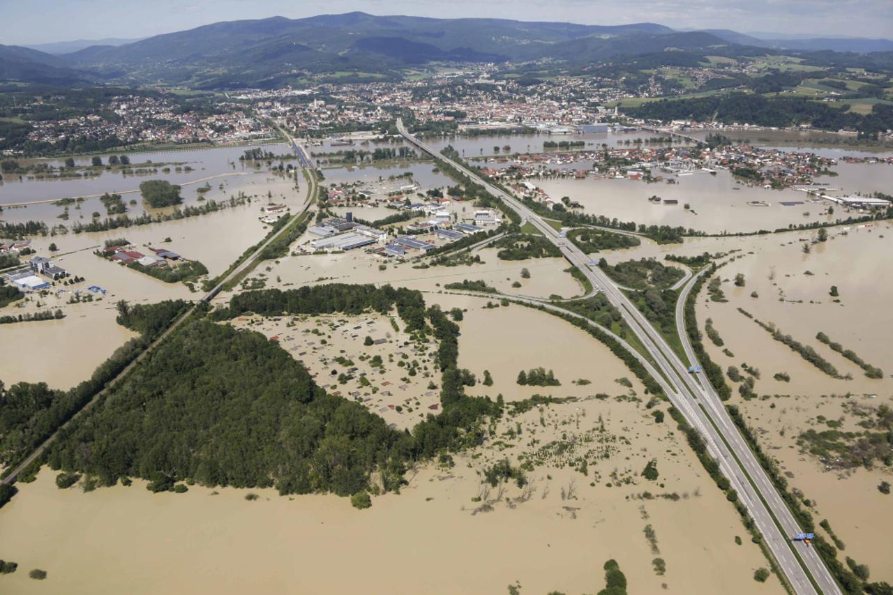 poplava,bavarska,deggendorf (1)