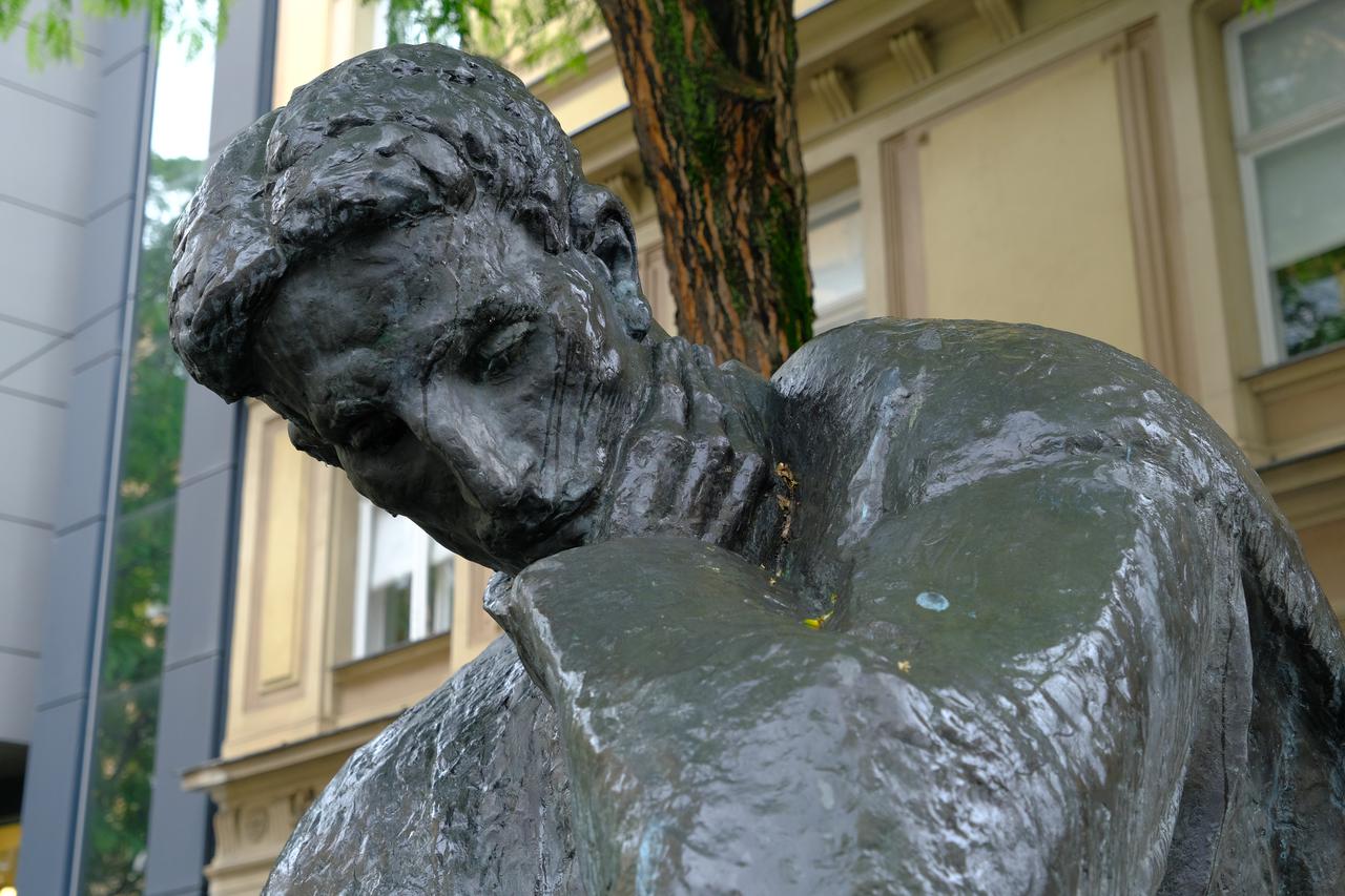 Zagreb: Prljavi kipovi nisu dobra turistička atrakcija