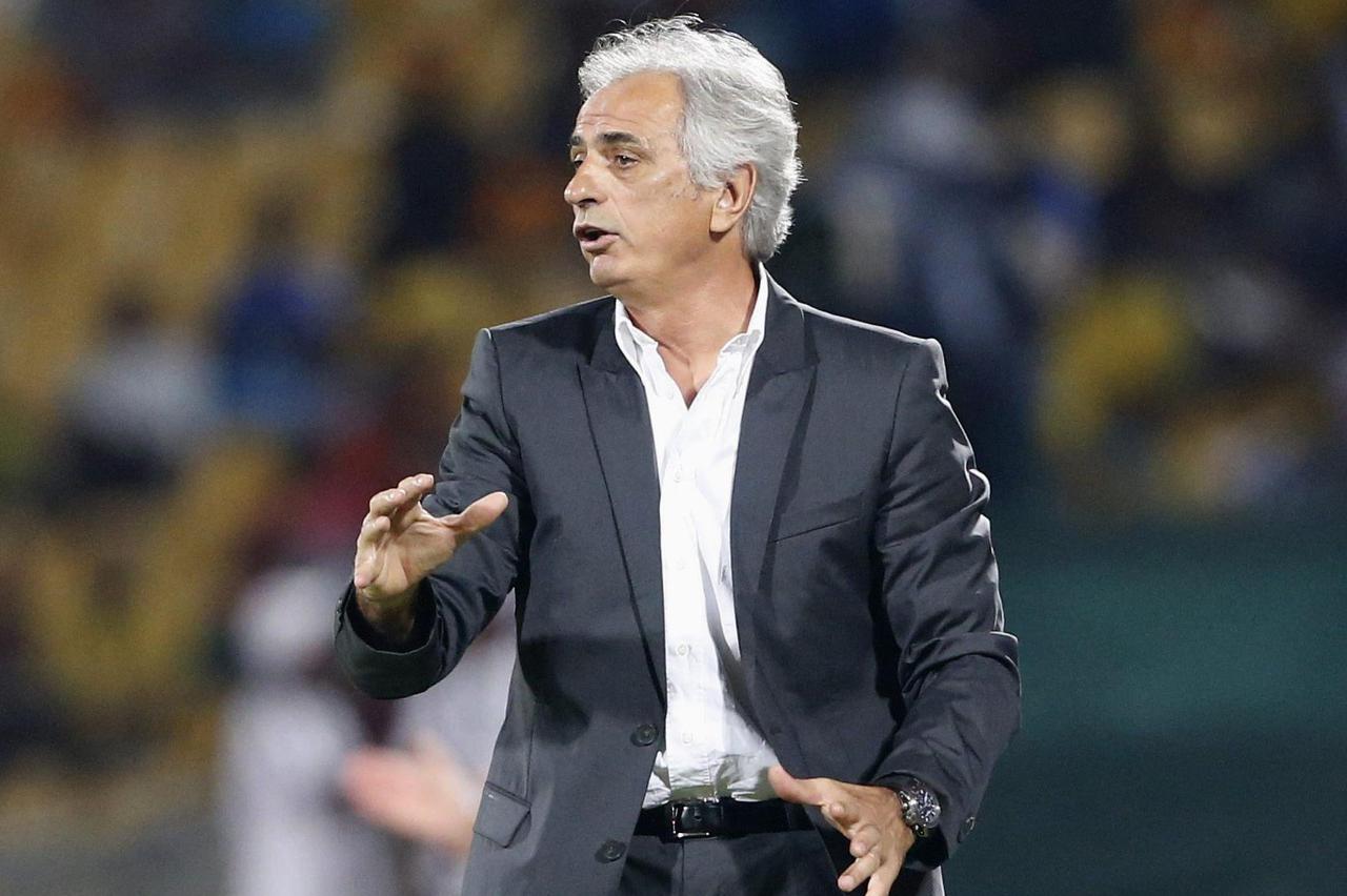 Algeria's coach Vahid Halilhodzic reacts during their African Nations Cup (AFCON 2013) Group D soccer match against Ivory Coast in Rustenburg, January 30, 2013. REUTERS/Mike Hutchings (SOUTH AFRICA - Tags: SPORT SOCCER)  Picture Supplied by Action Images
