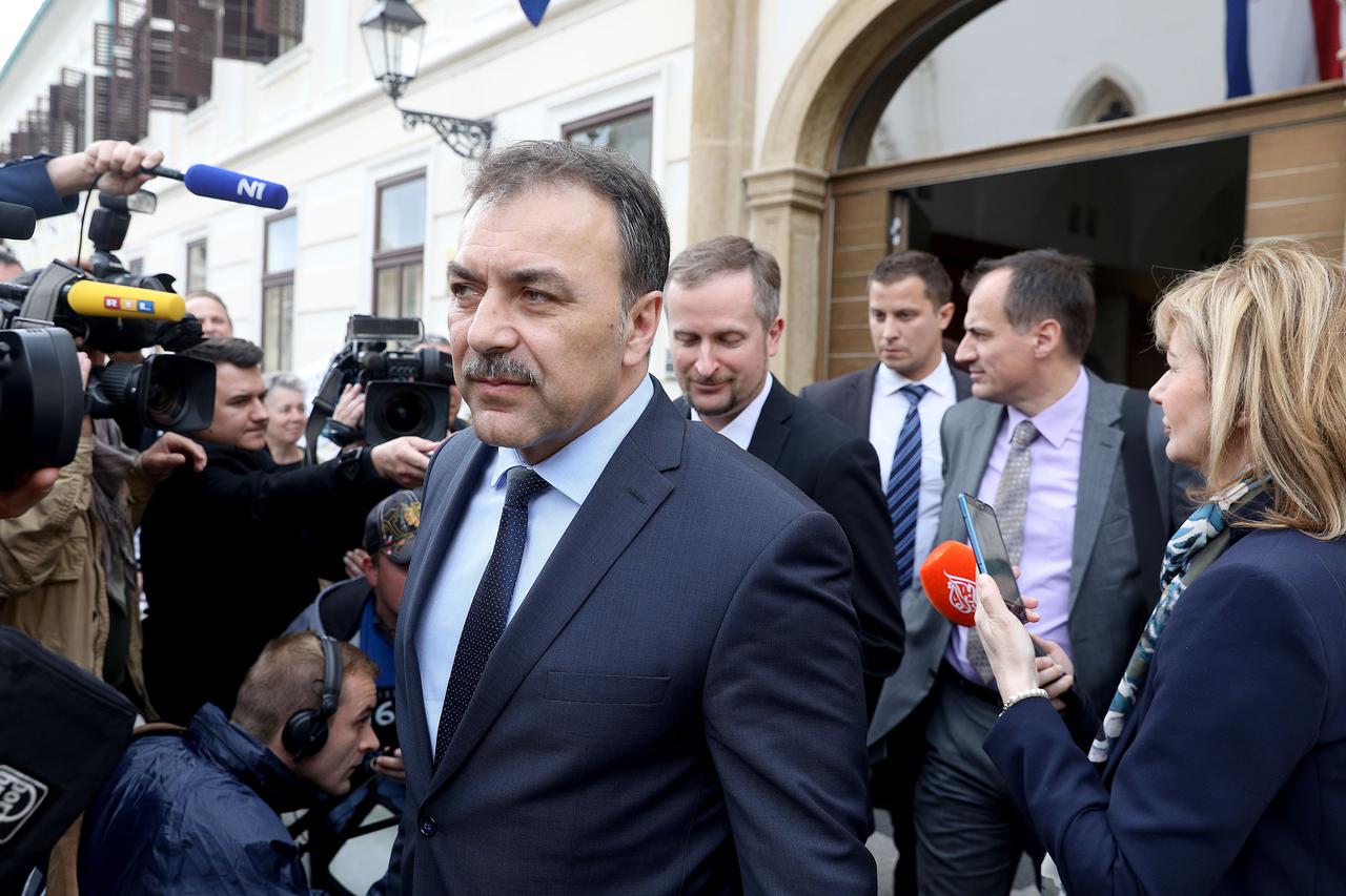 Vlaho Orepić