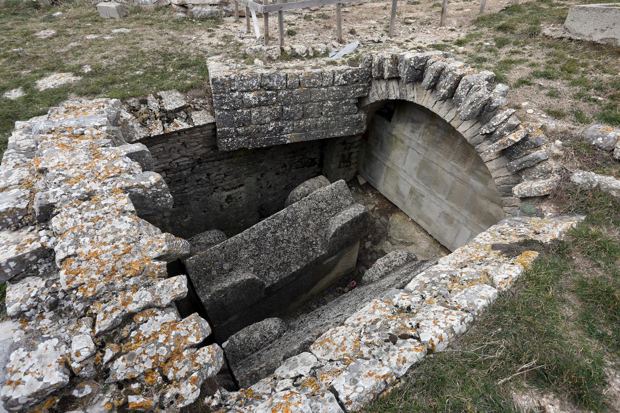 Bribirska Glavica hrvatska troja