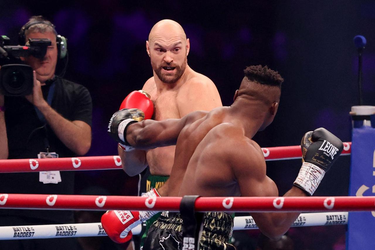 Tyson Fury v Francis Ngannou