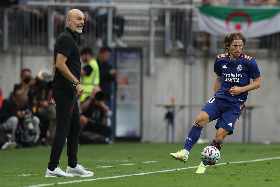 Real Madrid v AC Milan - Pre Season Friendly - Worthersee Stadion
