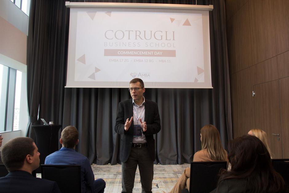 COTRUGLI Business School