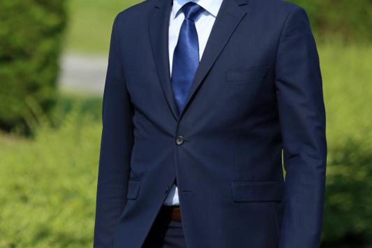 Zagreb: Božo Petrov, Maja Čavlović i Ante Sanader položili vijence na Krematoriju