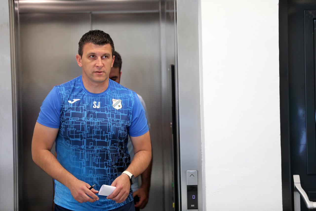 Trener Rijeke Sergej Jakirović održao konferenciju za medije