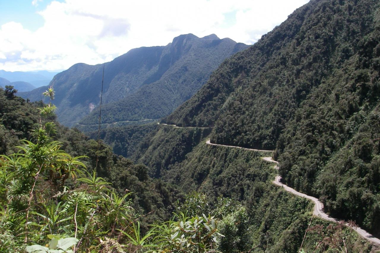 'lapaz02_nnn_aut_210912.jpg'