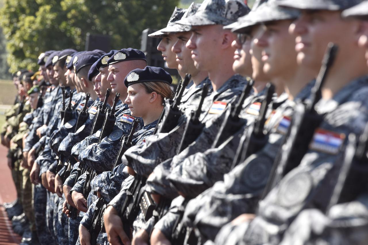 Knin: Generalna proba na stadionu Dinara za obljetnicu Oluje