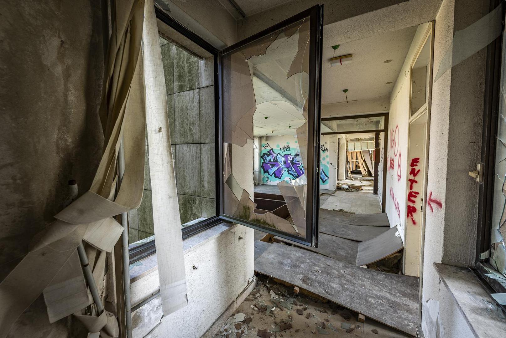 Bitno je napomenuti da je ugovorom predviđeno da Grad Đakovo odustaje od svojih potraživanja prema Republici Hrvatskoj u iznosu od 24.333.466,80 kuna