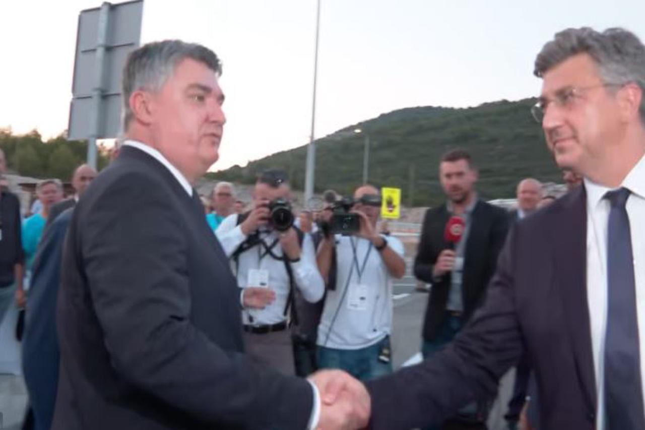 Rukovanje Milanović i Plenković
