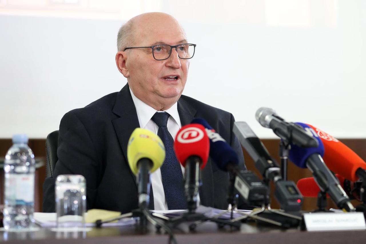 Ustavni sud odlučio: Zabrana rada nedjeljom ostaje na snazi 