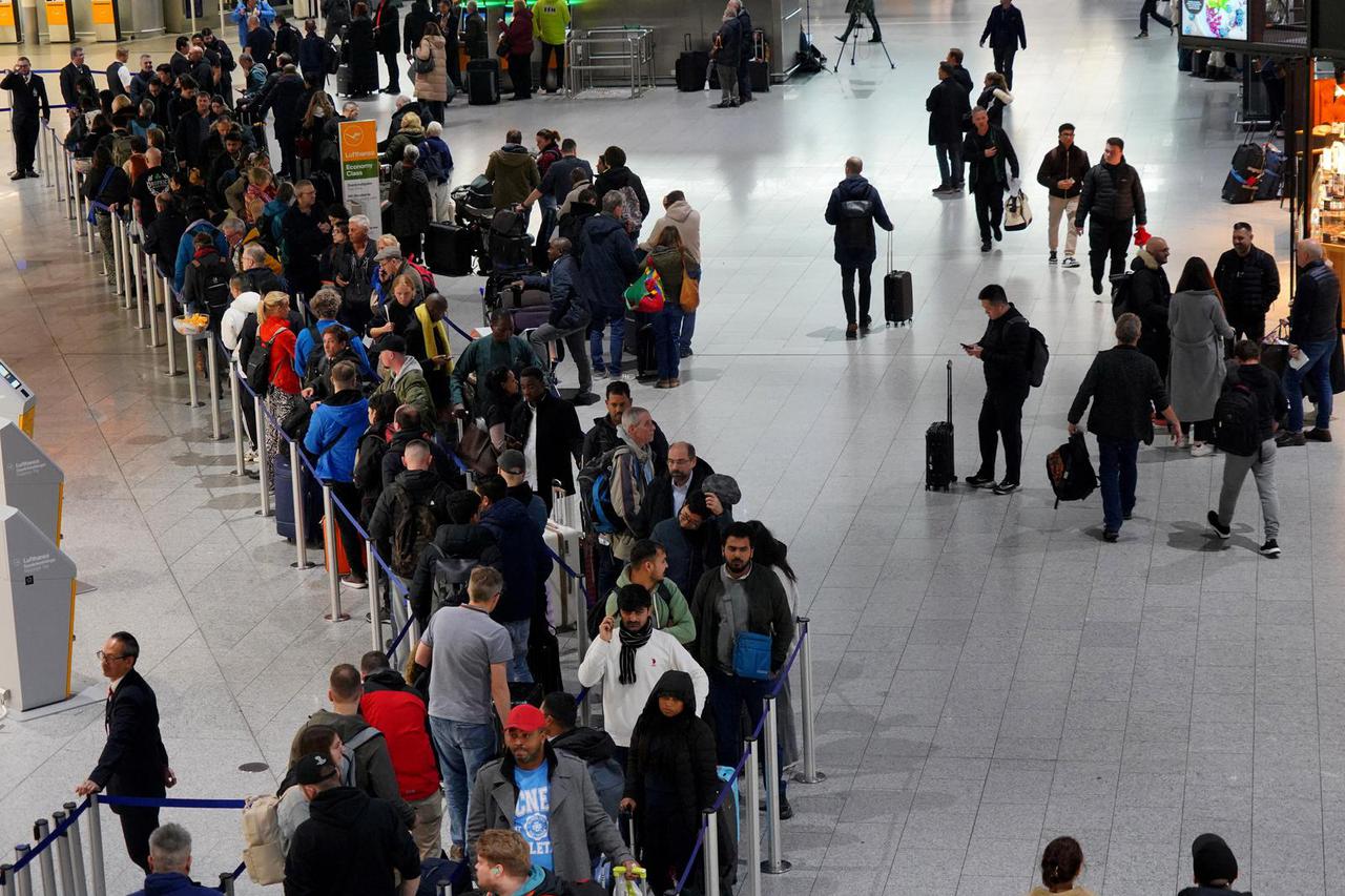 Aviation security workers go on strike at Frankfurt airport