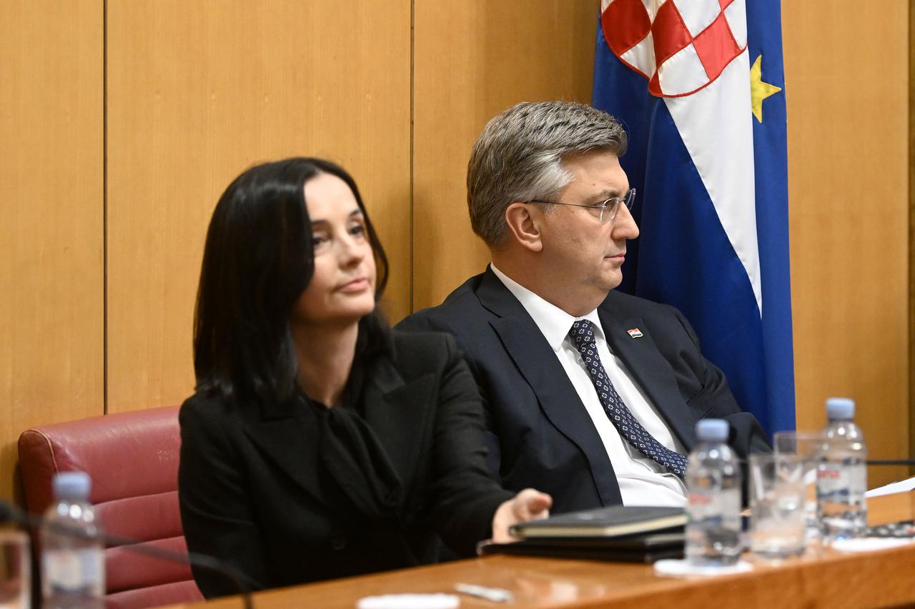 Zagreb: U Saboru je u tijeku rasprava o povjerenju ministrici Mariji Vučković